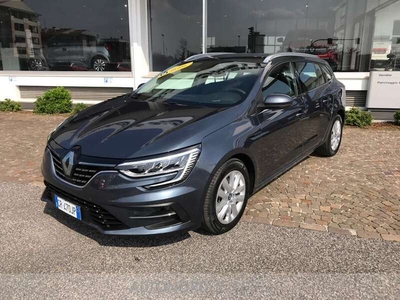 Usato 2023 Renault Mégane IV 1.6 El_Hybrid 158 CV (27.900 €)