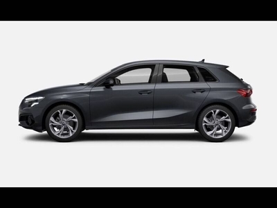 Usato 2024 Audi A3 Sportback 1.5 Benzin 150 CV (37.500 €)