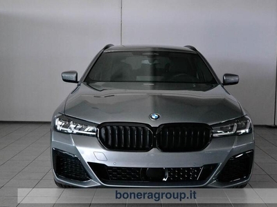 Usato 2024 BMW 520 2.0 El_Hybrid 190 CV (87.900 €)