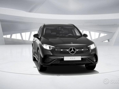 Usato 2024 Mercedes GLC300e 2.0 El_Hybrid 269 CV (80.275 €)