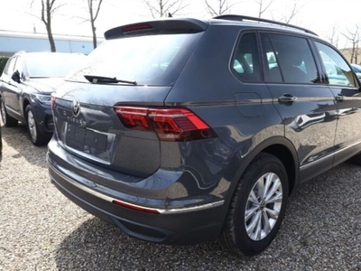 Usato 2024 VW Tiguan El 150 CV (34.800 €)