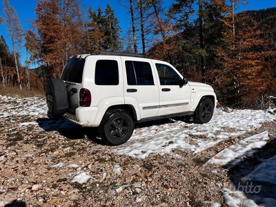 Venduto Jeep Cherokee 2.8 CRD 2006 - auto usate in vendita