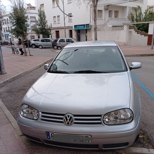 Volkswagen Golf 2001 automático