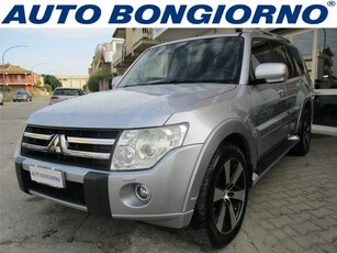 2011 MITSUBISHI Pajero