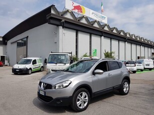 2011 NISSAN Qashqai