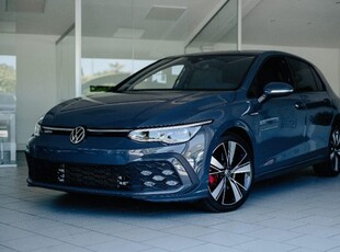 2022 VOLKSWAGEN Golf