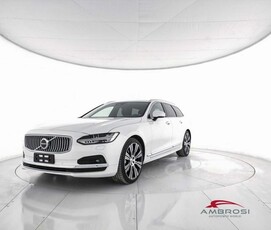 2024 VOLVO V90