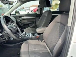 AUDI Q5 40 2.0 tdi Business quattro 190cv s-tro FM682KZ