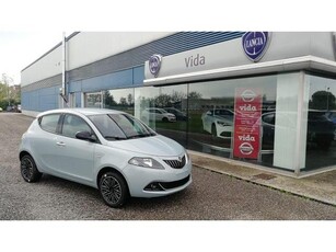 LANCIA YPSILON Hybrid Platino OK NEOPATENTATI KM 0 VIDA S.R.L.