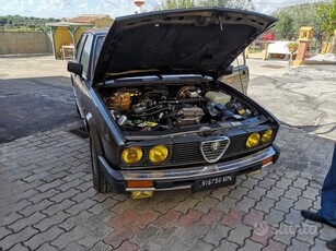 Usato 1985 Alfa Romeo Alfetta 2.0 Benzin 130 CV (9.000 €)
