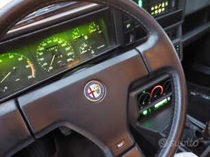 Usato 1990 Alfa Romeo 75 3.0 Benzin 189 CV (36.000 €)