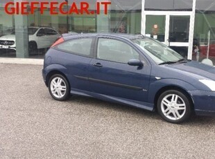 Usato 2001 Ford Focus 1.6 Benzin 101 CV (2.450 €)