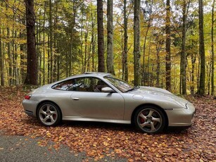 Usato 2003 Porsche 911 Carrera 4S 3.6 Benzin 320 CV (58.500 €)