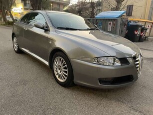 Usato 2005 Alfa Romeo GT 2.0 Benzin 166 CV (8.500 €)