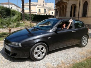 Usato 2006 Alfa Romeo 147 1.6 LPG_Hybrid 105 CV (4.000 €)