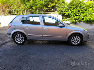 Usato 2006 Opel Astra 1.2 Diesel 90 CV (1.600 €)