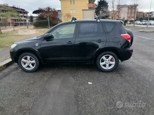 Usato 2007 Toyota RAV4 2.2 Diesel 177 CV (3.700 €)