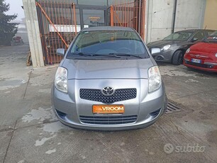 Usato 2007 Toyota Yaris 1.0 Benzin 69 CV (4.900 €)