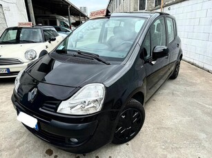 Usato 2011 Renault Modus 1.1 Benzin 75 CV (3.500 €)