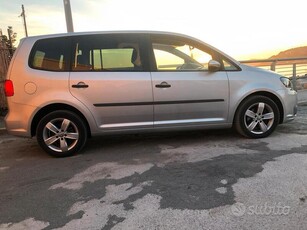 Usato 2011 VW Touran 1.6 Diesel 105 CV (11.800 €)