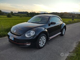 Usato 2012 VW Maggiolino 1.4 Benzin 160 CV (10.500 €)