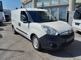 Usato 2014 Opel Combo 1.2 Diesel 95 CV (9.000 €)