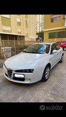 Usato 2015 Alfa Romeo 159 1.8 Benzin 140 CV (6.500 €)