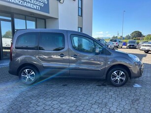 Usato 2015 Peugeot Partner Tepee 1.6 Diesel 99 CV (8.900 €)