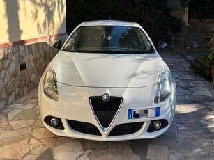 Usato 2016 Alfa Romeo Giulietta 1.6 Diesel 105 CV (8.500 €)