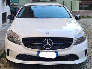 Usato 2016 Mercedes A180 1.5 Diesel 109 CV (14.500 €)