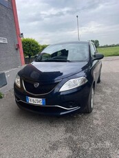 Usato 2017 Lancia Ypsilon 1.2 Diesel 69 CV (7.995 €)