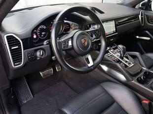 Usato 2019 Porsche Cayenne Turbo 4.0 Benzin 549 CV (89.000 €)