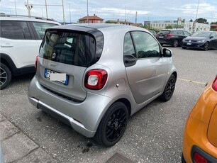 Usato 2019 Smart ForTwo Coupé 1.0 Benzin 71 CV (14.800 €)
