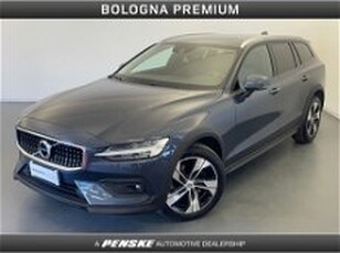 Volvo V60 Cross Country D4 AWD Geartronic Pro del 2020 usata a Casalecchio di Reno