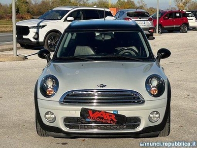 Usato 2009 Mini Cooper D Clubman 1.6 Diesel 109 CV (5.749 €)