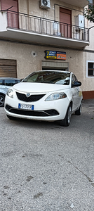 Lancia Ypsilon 1.3 Multijet 95 cv