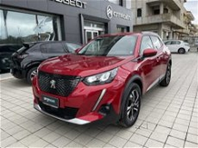 Peugeot 2008 PureTech 100 S&S Allure del 2022 usata a San Gregorio d'Ippona