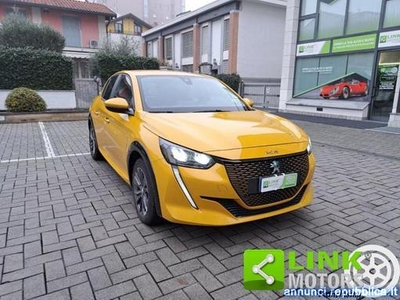 e motore elettrico 136 CV 5 porte Allure Pack Seregno