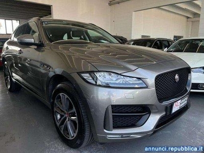 Jaguar F-Pace 2.0d i4 R-Sport awd 240cv