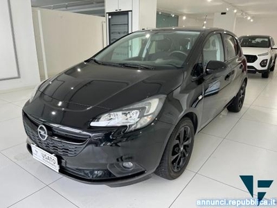 Opel Corsa 1.4 90CV GPL Tech 5 porte Black Edition Paese