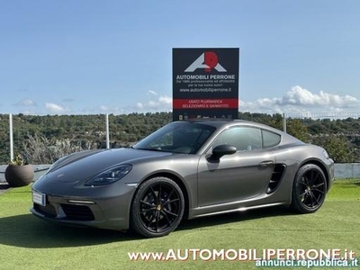 Porsche Cayman 718 Cayman 2.0 Porsche Approved Castellaneta