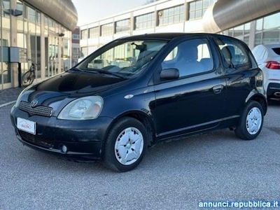 Toyota Yaris 1.3i 16V cat 3 porte Luna Cesenatico