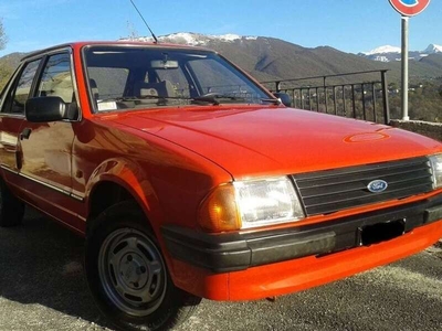 Usato 1984 Ford Escort 1.3 Benzin 68 CV (6.200 €)