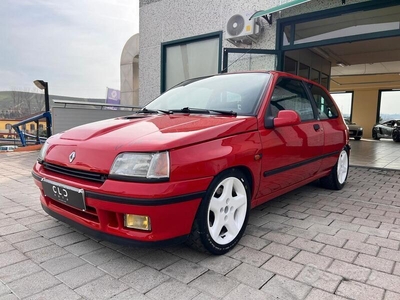 Usato 1991 Renault Clio 1.8 Benzin 137 CV (14.900 €)
