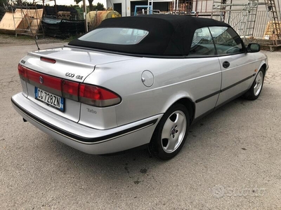Usato 1997 Saab 900 Cabriolet 2.0 Benzin 185 CV (7.000 €)