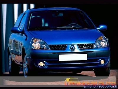 Usato 2003 Renault Clio II 1.2 Benzin (3.500 €)