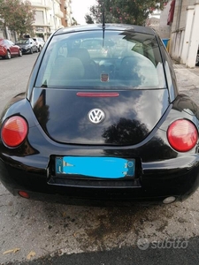 Usato 2003 VW Beetle Benzin (2.900 €)