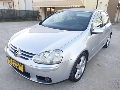 Usato 2007 VW Golf V 2.0 Diesel 140 CV (5.500 €)