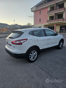 Usato 2014 Nissan Qashqai 1.6 Diesel 131 CV (8.500 €)