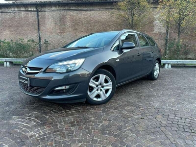 Usato 2014 Opel Astra 1.7 Diesel 110 CV (7.390 €)